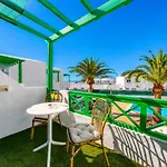 Chez Carmen Allegranza - Pool View - By Lanzarote Appartement