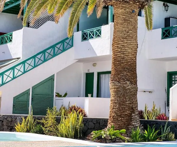 Chez Carmen Allegranza - Pool View - By Lanzarote * Puerto del Carmen (Lanzarote)